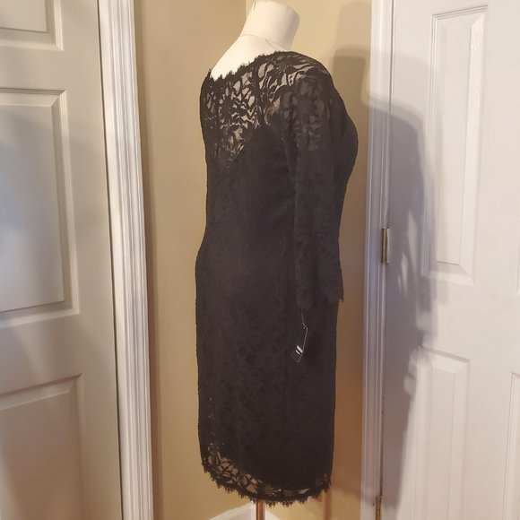 Black Lace Bodycon Dress - Picture 2 of 12